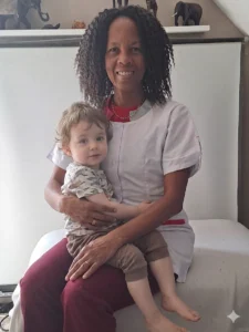Massage bébé et nourrissons à Besançon - Scipion Aline